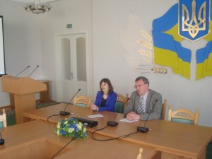 Державна служба та служба в органах місцевого самоврядування в Україні: правовий статус, стиль і методи роботи