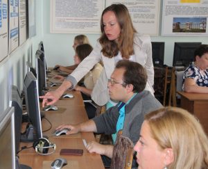 Інструктаж перед початком електронного тестування в рамках конкурсу на заміщення вакантних посад державних службовців в органи юстиції Чернігівської області 21 липня 2016 року. 