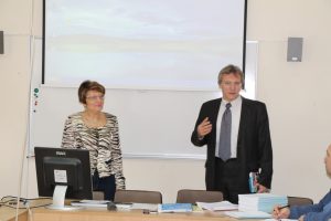 Викладач Центру Зинаїда Рубан та директор Центру Володимир Бойко на відкриті семінару