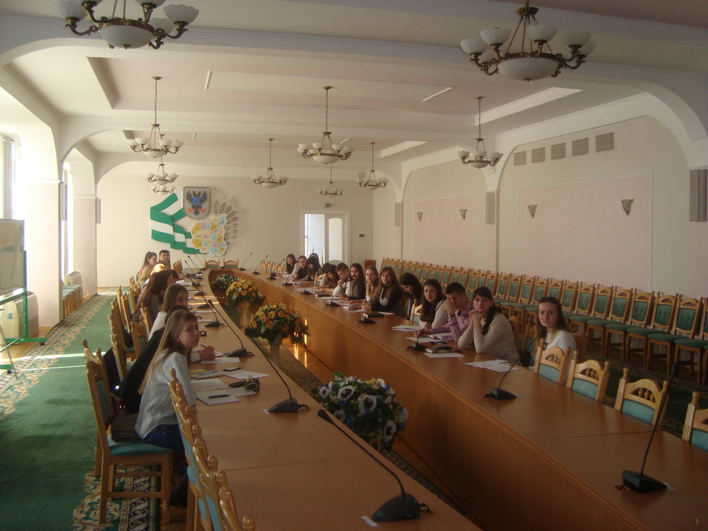 Державна служба та служба в органах місцевого самоврядування в Україні: правовий статус, стиль і методи роботи