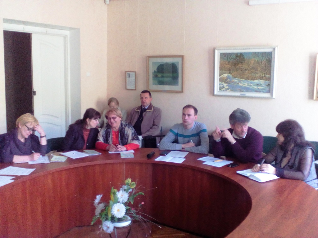 Експертна зустріч «Актуалізація переліку платних послуг, які надаються бюджетними закладами культур» з представниками Міністерства культури України 28 квітня 2016 р.