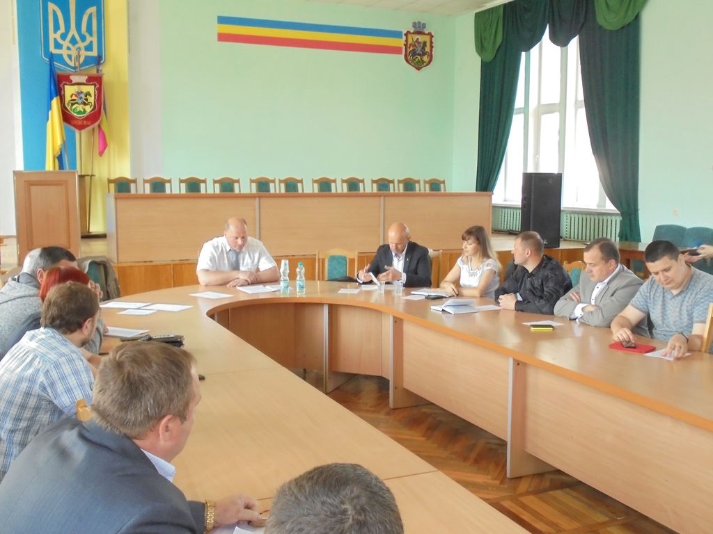 Виїзний семінар-тренінг на тему: «Забезпечення ефективності запобігання та протидії корупції на державній службі та службі в органах місцевого самоврядування» для депутатів Ніжинської міської ради 11 травня 2016 року.