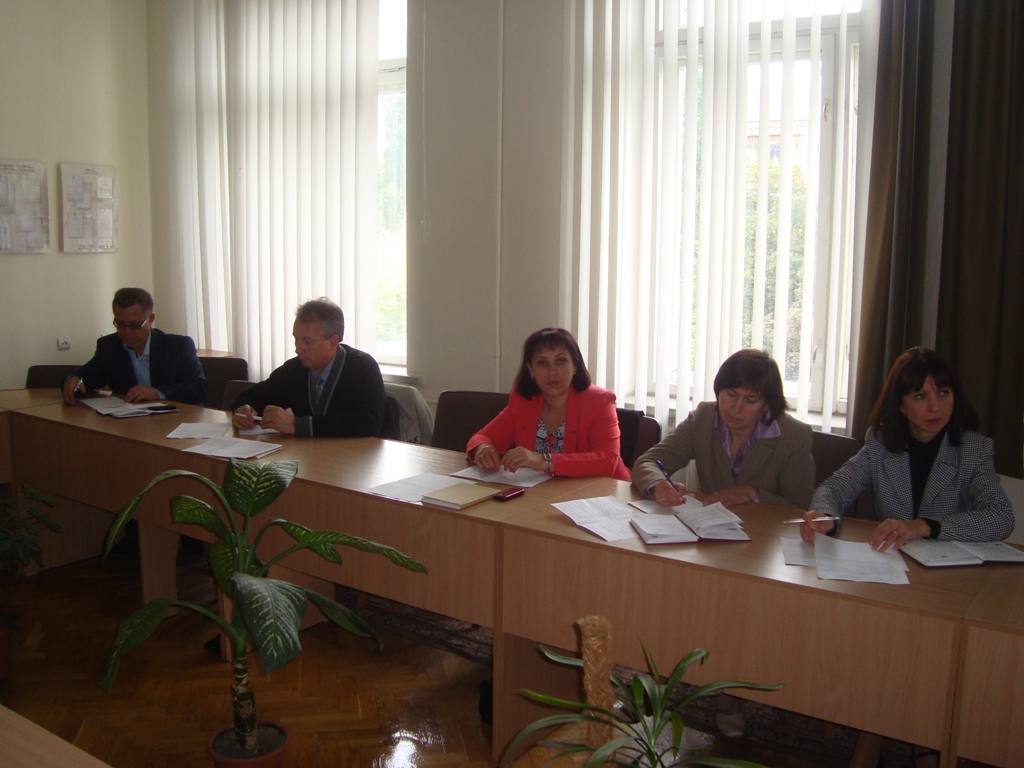 Питання взаємодії органів виконавчої влади,  органів місцевого самоврядування  з громадськістю у процесі формування та реалізації державної політики