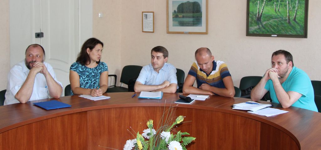 Представники Черннігова на черговій експертній зустрічі з питань пріоритетів урядової політики, шо відбулася 4 серпня 2016р. та стосувалася подальшої реалізації реформи системи закупівель в Україні.