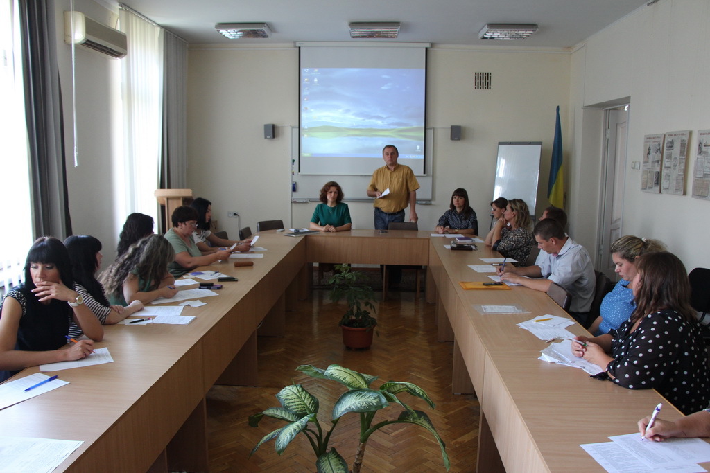 Відкриття другої сесії навчання новопризначених спеціалістів структурних підрозділів ОДА, РДА, виконкомів міст обласного та районного значення 12 вересня 2016р.