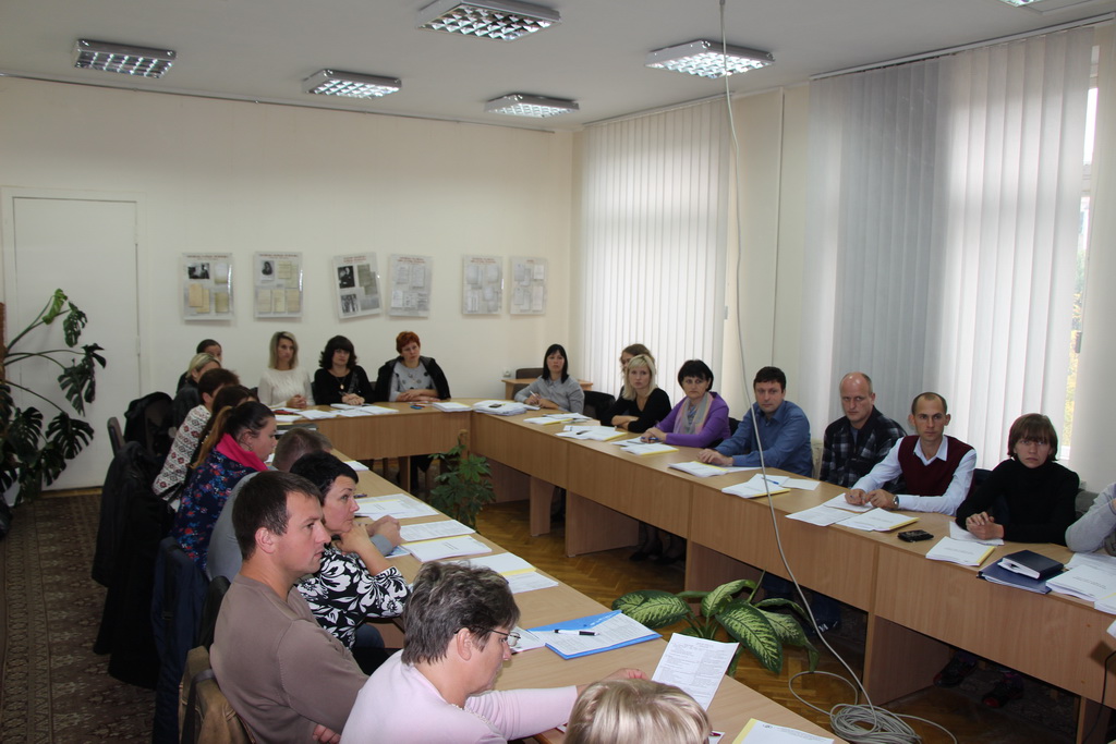 Група фахівців у сфері публічних закупівель 4 жовтня 2016 року.